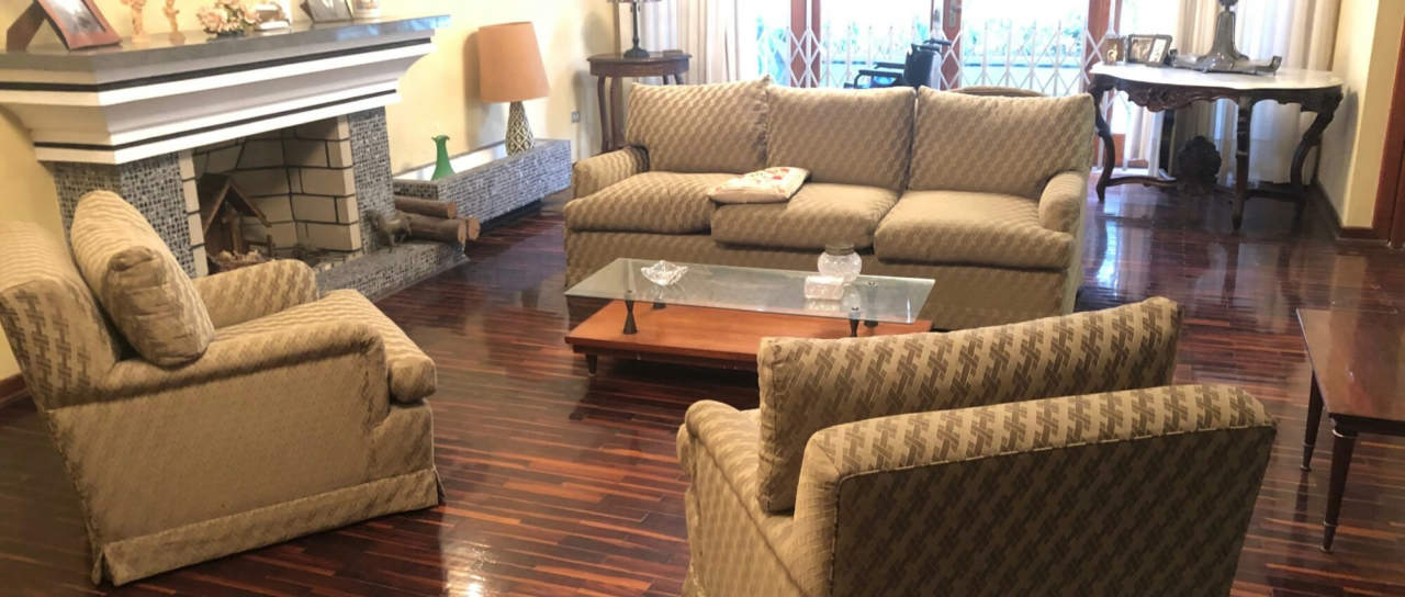 VENDO, amplia casa con salida a parque, 4 dorm. Calle Olaechea, Miraflores