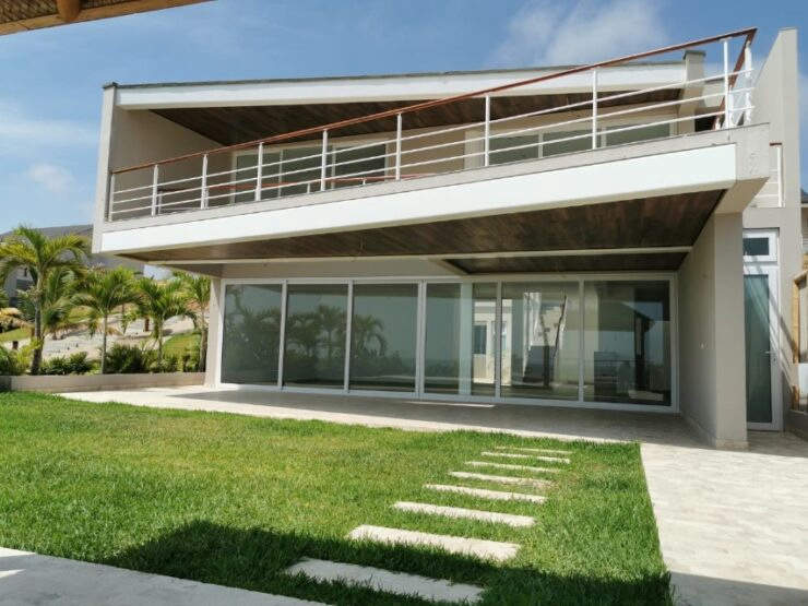 VENDO, casa de playa en Cabo Merlin, Zorritos, Tumbes (excelentes acabados)