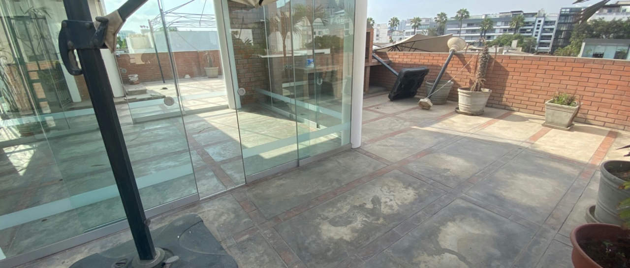 VENDO, dpto en Bruno Moll, piso 3 y 4, La Aurora, Miraflores (remodelado, 3 dorm)