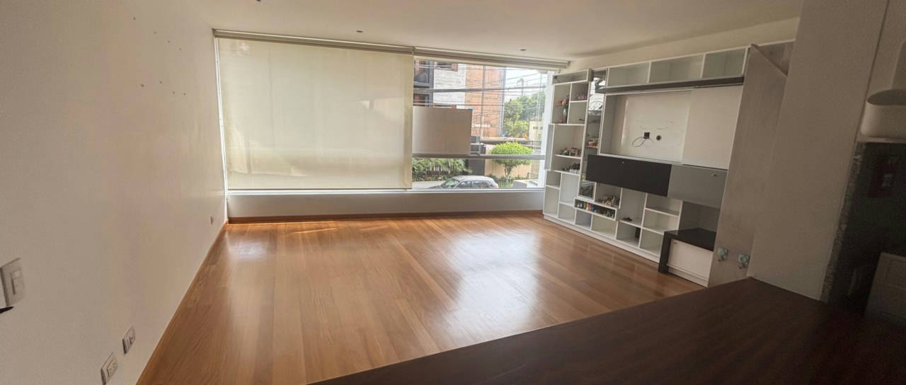 VENDO, dpto en Manco Capac, cuadra 5, 2do piso, Miraflores (2 dorm, 2.5 baños)