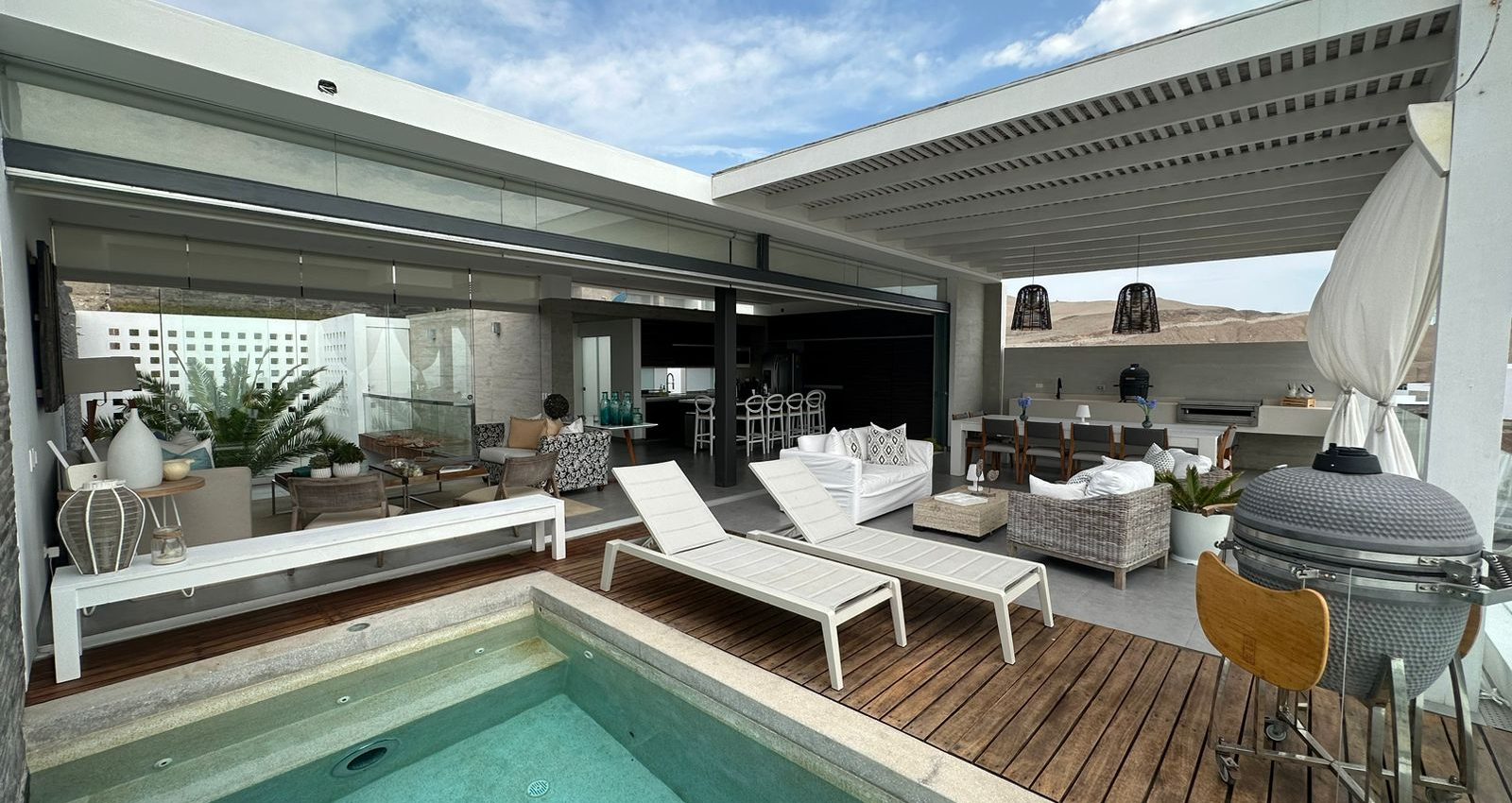 VENDO, Casa de Playa en Lomas del Mar Km.121 Pan. Sur