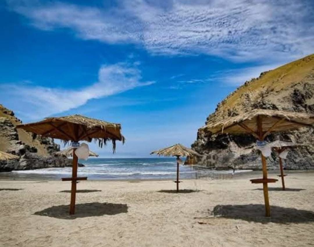 VENDO, terreno de playa en Chocalla, Asia, Cañete (a una cuadra de la playa)
