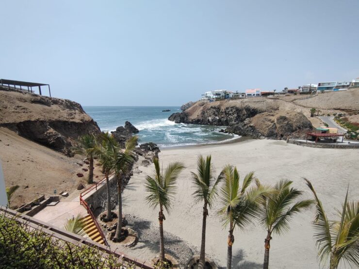 VENDO, casa primera fila en Barrancadero, Asia, Cañete, Lima, Peru, amoblada