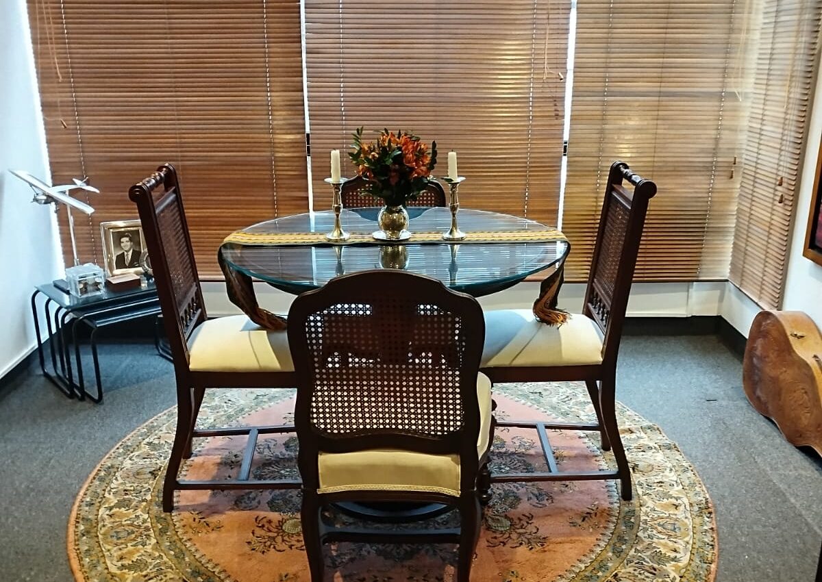 VENDO, muy buen dpto de 1 dorm en Los Ficus 330, San Isidro (1 cochera, 1 kitchenette, areas comunes)